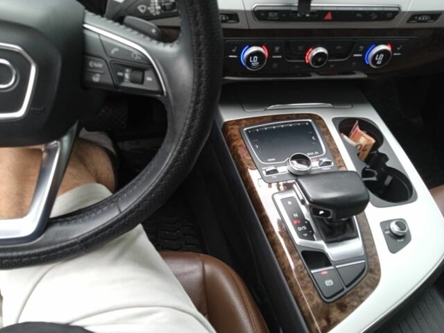 Белый Ауди A7 Sportback, объемом двигателя 2 л и пробегом 70 тыс. км за 28000 $, фото 4 на Automoto.ua