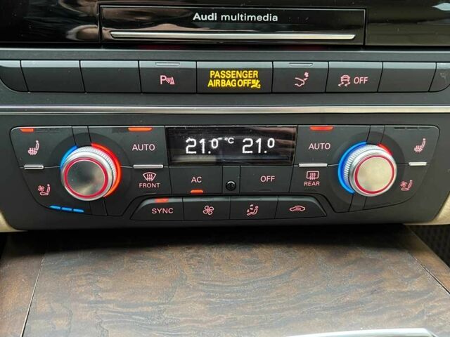 Белый Ауди A7 Sportback, объемом двигателя 3 л и пробегом 299 тыс. км за 13650 $, фото 16 на Automoto.ua