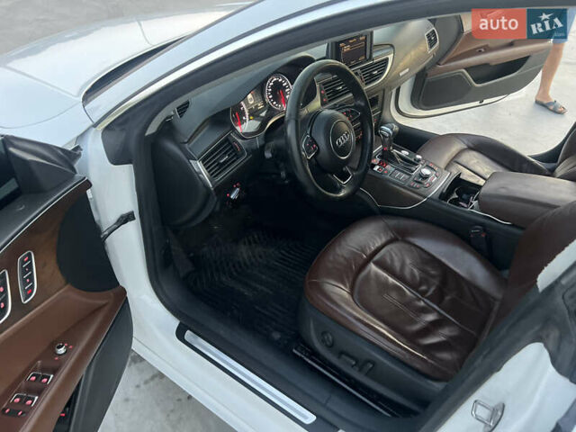 Белый Ауди A7 Sportback, объемом двигателя 2.77 л и пробегом 215 тыс. км за 13500 $, фото 19 на Automoto.ua