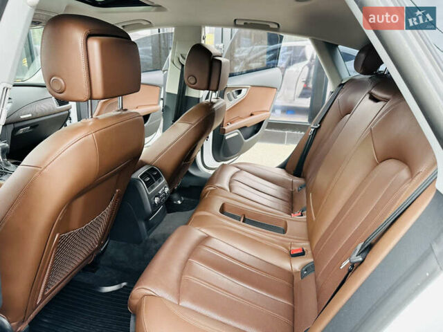 Белый Ауди A7 Sportback, объемом двигателя 3 л и пробегом 140 тыс. км за 24000 $, фото 15 на Automoto.ua