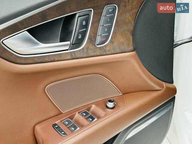 Белый Ауди A7 Sportback, объемом двигателя 3 л и пробегом 140 тыс. км за 24000 $, фото 26 на Automoto.ua