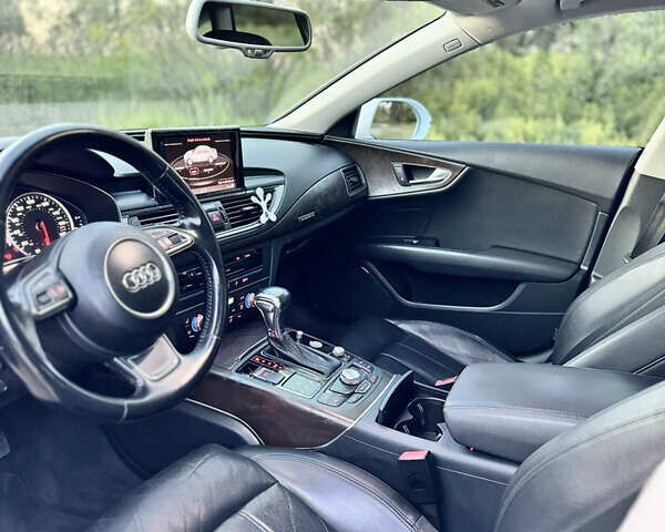 Белый Ауди A7 Sportback, объемом двигателя 3 л и пробегом 199 тыс. км за 20000 $, фото 10 на Automoto.ua