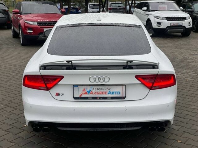 Ауді A7 Sportback 2011 у Кривому Розі на Automoto.ua Білий Ауді A7 Sportback, об'ємом двигуна 3 л та пробігом 181 тис. км за 11500 $, фото 4 на Automoto.ua