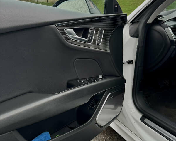Білий Ауді A7 Sportback, об'ємом двигуна 3 л та пробігом 218 тис. км за 18000 $, фото 13 на Automoto.ua