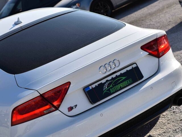 Білий Ауді A7 Sportback, об'ємом двигуна 3 л та пробігом 181 тис. км за 14650 $, фото 6 на Automoto.ua