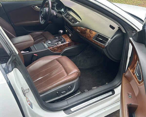Білий Ауді A7 Sportback, об'ємом двигуна 2.77 л та пробігом 236 тис. км за 10500 $, фото 6 на Automoto.ua