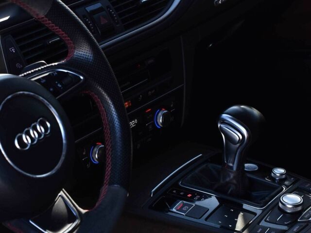 Білий Ауді A7 Sportback, об'ємом двигуна 3 л та пробігом 181 тис. км за 14650 $, фото 13 на Automoto.ua
