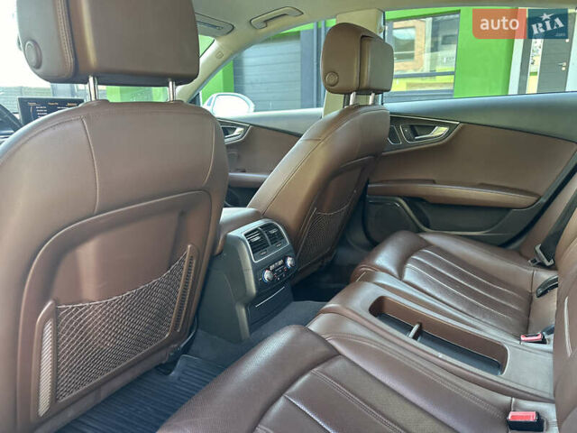 Ауди A7 Sportback 2011 в Тернополе на Automoto.ua Белый Ауди A7 Sportback, объемом двигателя 3 л и пробегом 209 тыс. км за 12799 $, фото 34 на Automoto.ua