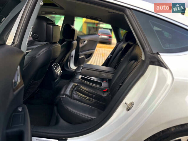 Білий Ауді A7 Sportback, об'ємом двигуна 3 л та пробігом 207 тис. км за 17999 $, фото 9 на Automoto.ua