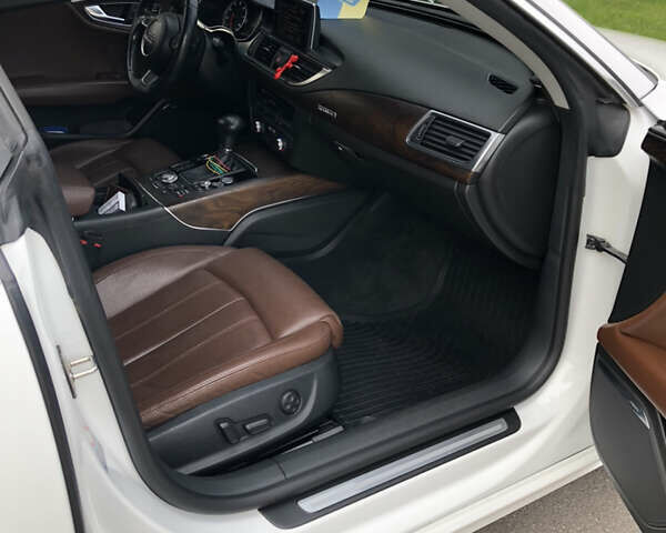 Белый Ауди A7 Sportback, объемом двигателя 3 л и пробегом 202 тыс. км за 14800 $, фото 9 на Automoto.ua