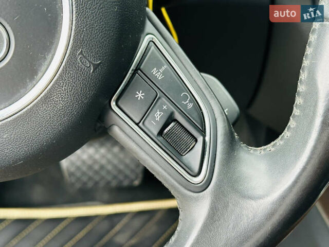 Белый Ауди A7 Sportback, объемом двигателя 3 л и пробегом 140 тыс. км за 24000 $, фото 30 на Automoto.ua