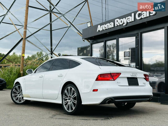 Белый Ауди A7 Sportback, объемом двигателя 3 л и пробегом 140 тыс. км за 24000 $, фото 3 на Automoto.ua
