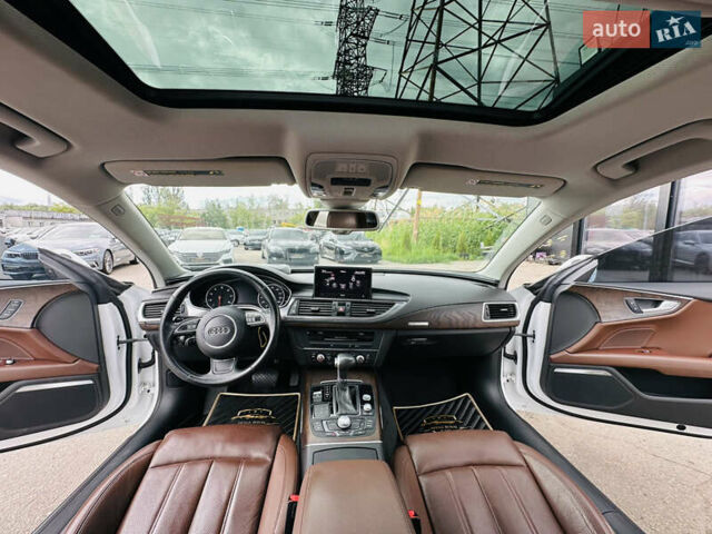 Белый Ауди A7 Sportback, объемом двигателя 3 л и пробегом 140 тыс. км за 24000 $, фото 19 на Automoto.ua