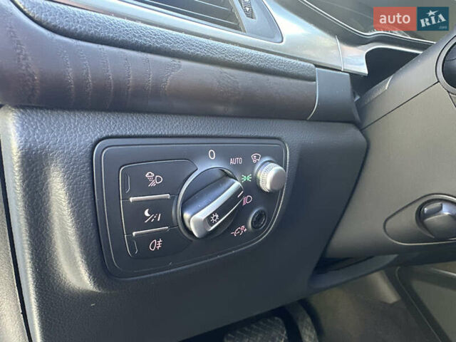 Ауди A7 Sportback 2011 в Тернополе на Automoto.ua Белый Ауди A7 Sportback, объемом двигателя 3 л и пробегом 209 тыс. км за 12799 $, фото 25 на Automoto.ua