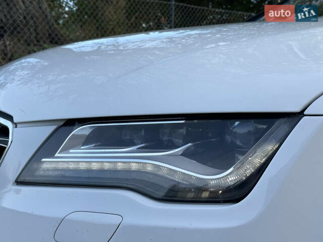 Білий Ауді A7 Sportback, об'ємом двигуна 3 л та пробігом 209 тис. км за 13299 $, фото 7 на Automoto.ua