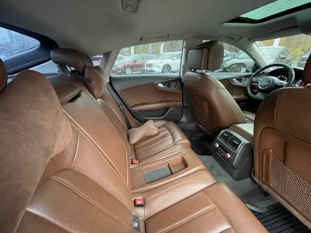Ауді A7 Sportback 2011 у Кривому Розі на Automoto.ua Білий Ауді A7 Sportback, об'ємом двигуна 3 л та пробігом 181 тис. км за 11500 $, фото 22 на Automoto.ua