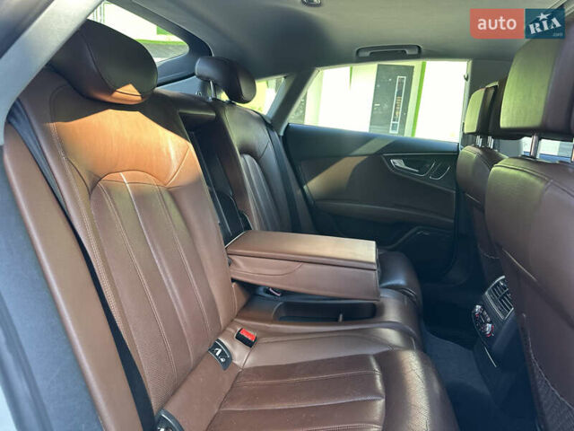 Ауди A7 Sportback 2011 в Тернополе на Automoto.ua Белый Ауди A7 Sportback, объемом двигателя 3 л и пробегом 209 тыс. км за 12799 $, фото 44 на Automoto.ua