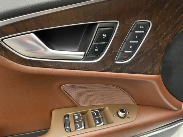 Ауді A7 Sportback 2011 у Кривому Розі на Automoto.ua Білий Ауді A7 Sportback, об'ємом двигуна 3 л та пробігом 181 тис. км за 11500 $, фото 10 на Automoto.ua