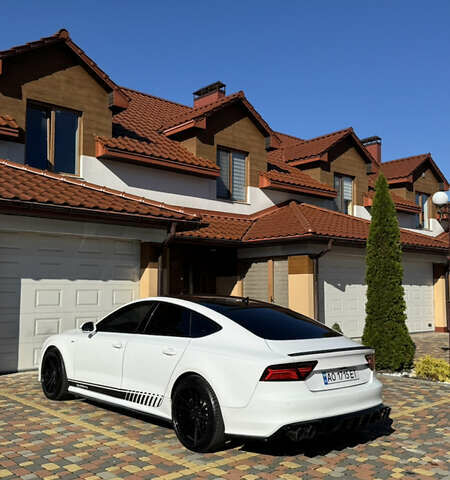 Белый Ауди A7 Sportback, объемом двигателя 2.97 л и пробегом 302 тыс. км за 20000 $, фото 8 на Automoto.ua