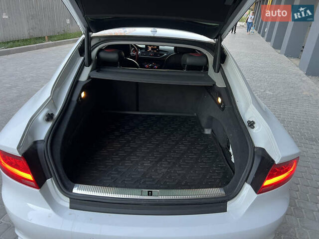 Белый Ауди A7 Sportback, объемом двигателя 3 л и пробегом 158 тыс. км за 13250 $, фото 52 на Automoto.ua