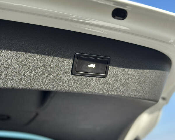 Белый Ауди A7 Sportback, объемом двигателя 2.77 л и пробегом 220 тыс. км за 14200 $, фото 29 на Automoto.ua