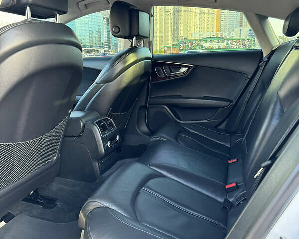 Белый Ауди A7 Sportback, объемом двигателя 2.77 л и пробегом 157 тыс. км за 13500 $, фото 13 на Automoto.ua