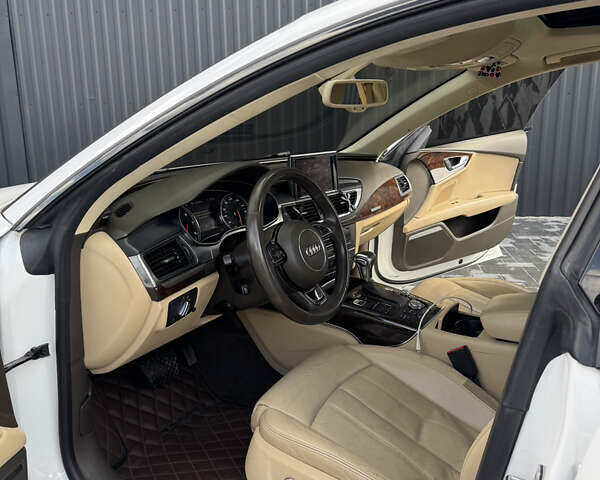 Білий Ауді A7 Sportback, об'ємом двигуна 3 л та пробігом 220 тис. км за 12500 $, фото 20 на Automoto.ua