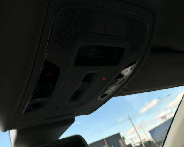 Білий Ауді A7 Sportback, об'ємом двигуна 3 л та пробігом 235 тис. км за 16799 $, фото 30 на Automoto.ua