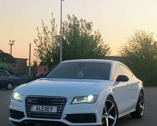 Белый Ауди A7 Sportback, объемом двигателя 3 л и пробегом 151 тыс. км за 17000 $, фото 4 на Automoto.ua