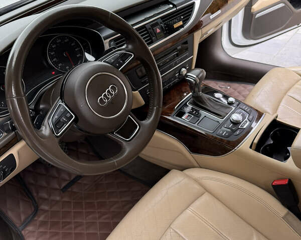 Белый Ауди A7 Sportback, объемом двигателя 3 л и пробегом 220 тыс. км за 16000 $, фото 5 на Automoto.ua