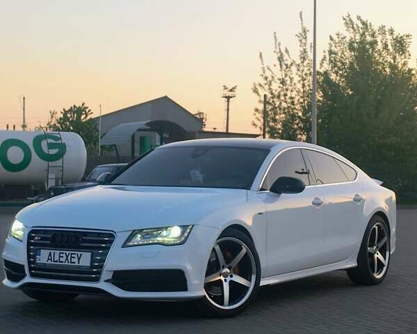 Белый Ауди A7 Sportback, объемом двигателя 3 л и пробегом 151 тыс. км за 17000 $, фото 3 на Automoto.ua