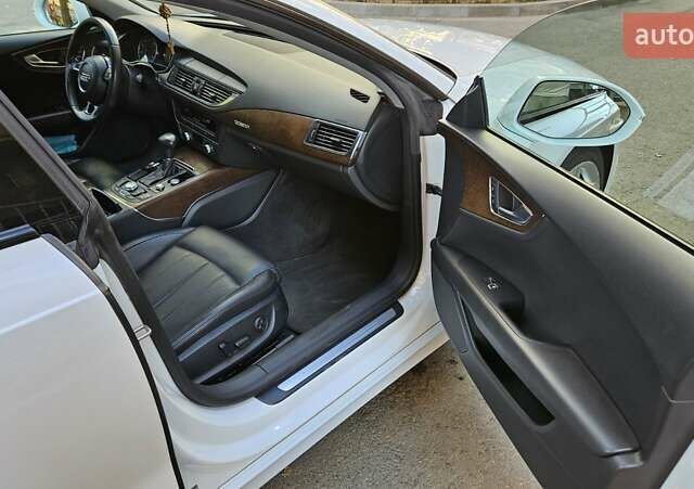 Белый Ауди A7 Sportback, объемом двигателя 2.77 л и пробегом 67 тыс. км за 21500 $, фото 23 на Automoto.ua