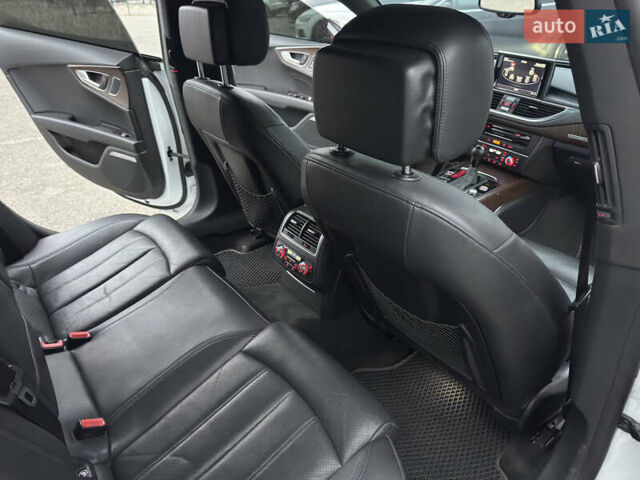 Білий Ауді A7 Sportback, об'ємом двигуна 3 л та пробігом 181 тис. км за 16700 $, фото 41 на Automoto.ua