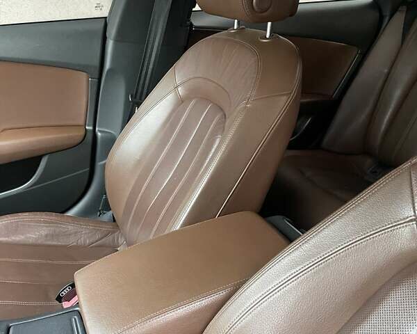 Ауді A7 Sportback 2013 у Рівному на Automoto.ua Білий Ауді A7 Sportback, об'ємом двигуна 3 л та пробігом 202 тис. км за 12900 $, фото 10 на Automoto.ua