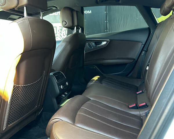 Білий Ауді A7 Sportback, об'ємом двигуна 3 л та пробігом 221 тис. км за 12000 $, фото 15 на Automoto.ua