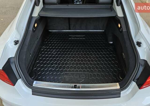 Белый Ауди A7 Sportback, объемом двигателя 2.77 л и пробегом 67 тыс. км за 21500 $, фото 21 на Automoto.ua