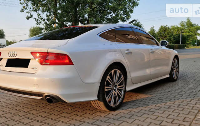 Белый Ауди A7 Sportback, объемом двигателя 3 л и пробегом 190 тыс. км за 18000 $, фото 3 на Automoto.ua