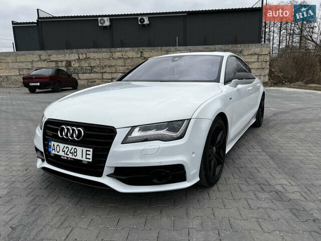 Белый Ауди A7 Sportback, объемом двигателя 3 л и пробегом 210 тыс. км за 22800 $, фото 3 на Automoto.ua