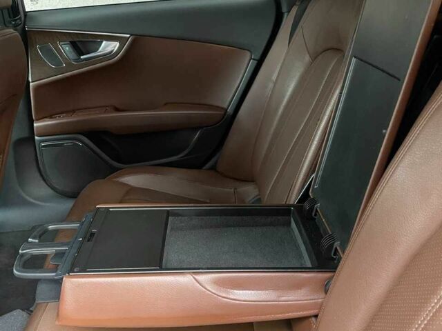 Білий Ауді A7 Sportback, об'ємом двигуна 3 л та пробігом 201 тис. км за 13500 $, фото 18 на Automoto.ua
