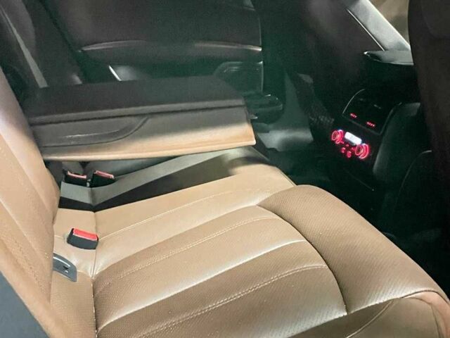 Білий Ауді A7 Sportback, об'ємом двигуна 3 л та пробігом 201 тис. км за 13500 $, фото 9 на Automoto.ua