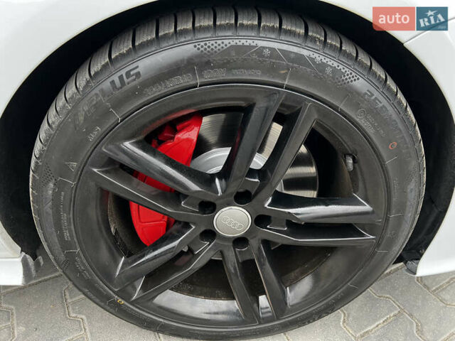 Белый Ауди A7 Sportback, объемом двигателя 3 л и пробегом 210 тыс. км за 22800 $, фото 87 на Automoto.ua