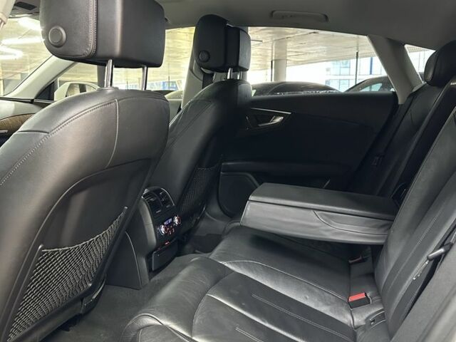 Белый Ауди A7 Sportback, объемом двигателя 3 л и пробегом 132 тыс. км за 25500 $, фото 18 на Automoto.ua