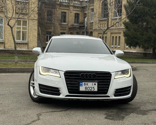 Белый Ауди A7 Sportback, объемом двигателя 3 л и пробегом 199 тыс. км за 14999 $, фото 4 на Automoto.ua