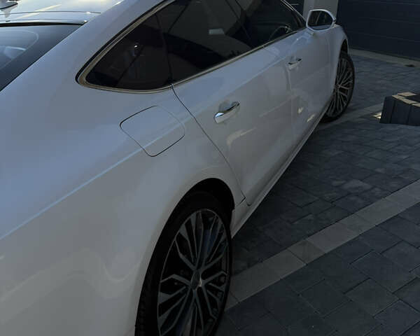 Ауди A7 Sportback 2014 в Ужгороде на Automoto.ua Белый Ауди A7 Sportback, объемом двигателя 2.97 л и пробегом 208 тыс. км за 21000 $, фото 18 на Automoto.ua