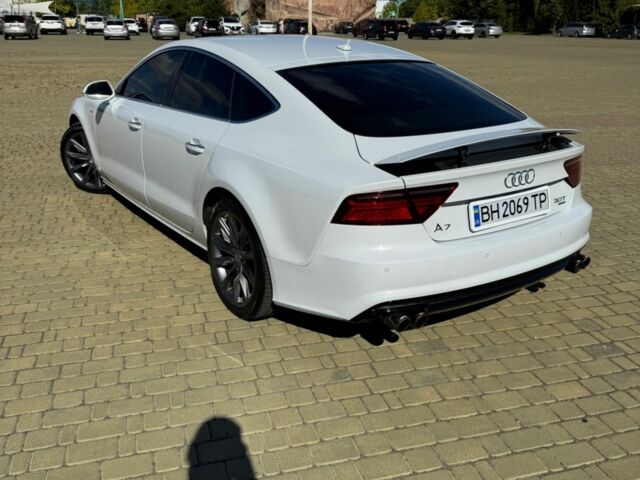 Белый Ауди A7 Sportback, объемом двигателя 3 л и пробегом 162 тыс. км за 22200 $, фото 3 на Automoto.ua