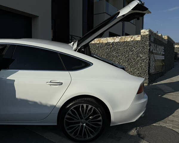Ауди A7 Sportback 2014 в Ужгороде на Automoto.ua Белый Ауди A7 Sportback, объемом двигателя 2.97 л и пробегом 208 тыс. км за 21000 $, фото 8 на Automoto.ua