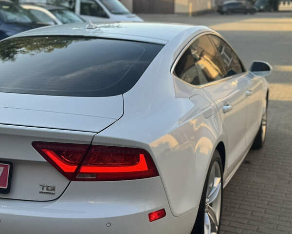 Белый Ауди A7 Sportback, объемом двигателя 3 л и пробегом 336 тыс. км за 13700 $, фото 39 на Automoto.ua