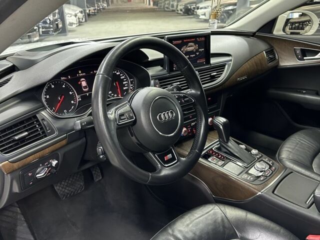 Белый Ауди A7 Sportback, объемом двигателя 3 л и пробегом 132 тыс. км за 25500 $, фото 17 на Automoto.ua