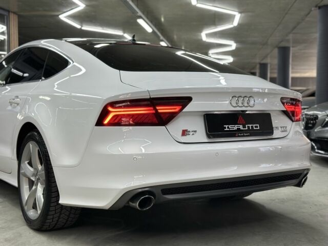 Белый Ауди A7 Sportback, объемом двигателя 3 л и пробегом 132 тыс. км за 25500 $, фото 15 на Automoto.ua