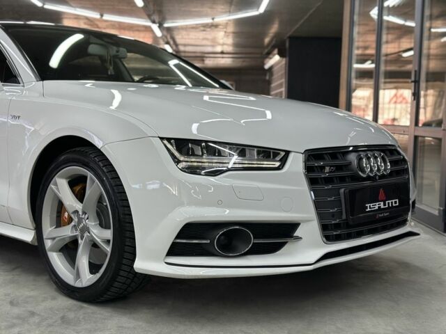 Белый Ауди A7 Sportback, объемом двигателя 3 л и пробегом 132 тыс. км за 25500 $, фото 3 на Automoto.ua